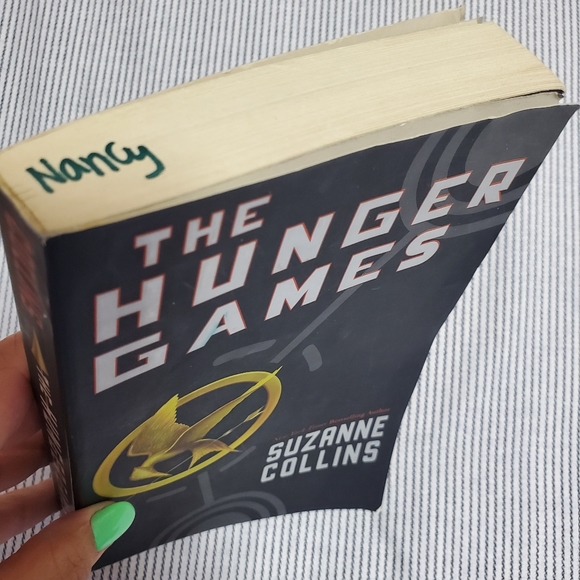 Book Bundle - Picture 6 of 11